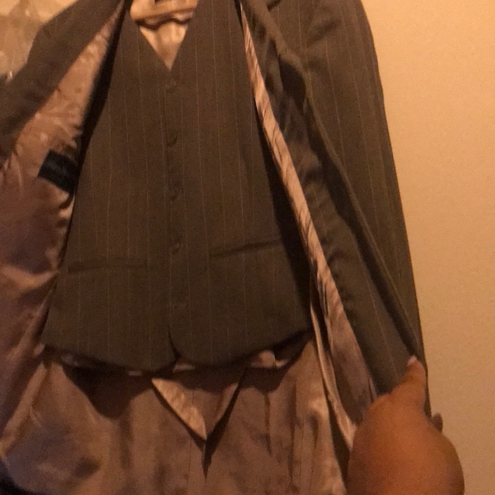 Men’s suit